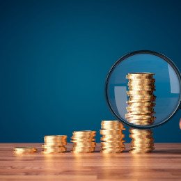 Coins being looked at